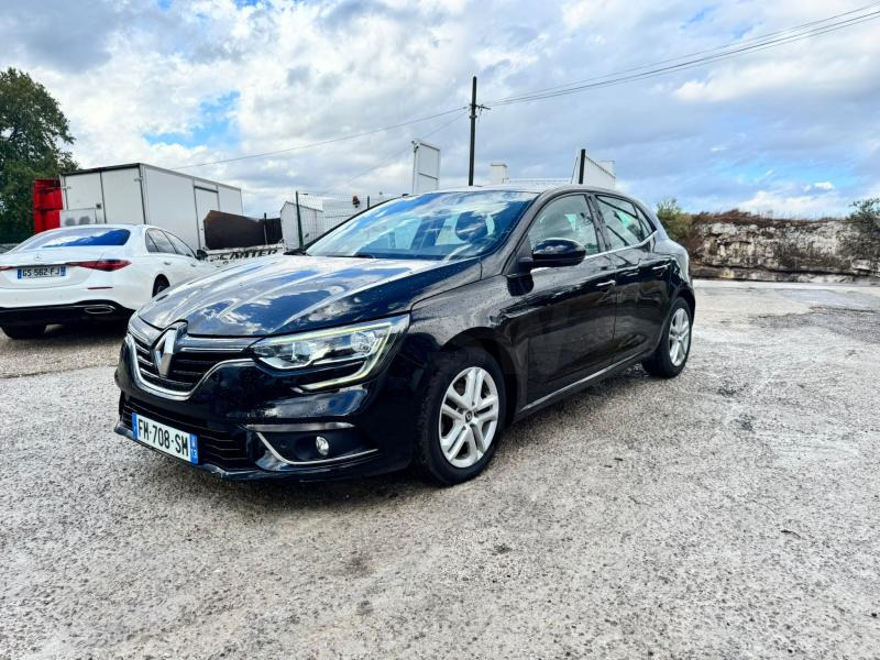 Renault Megane - Lengvasis automobilis: foto 3 Renault Megane - Lengvasis automobilis: foto 3