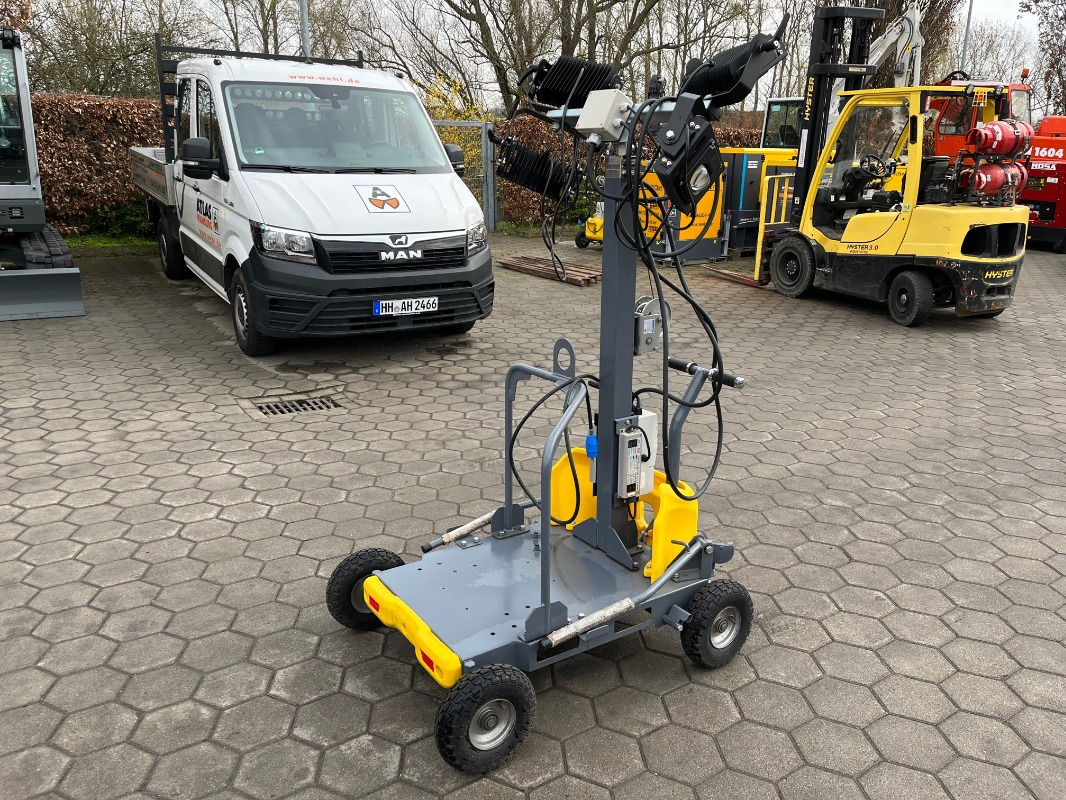 Atlas Copco V3 - Elektrinis generatorius: foto 1 Atlas Copco V3 - Elektrinis generatorius: foto 1