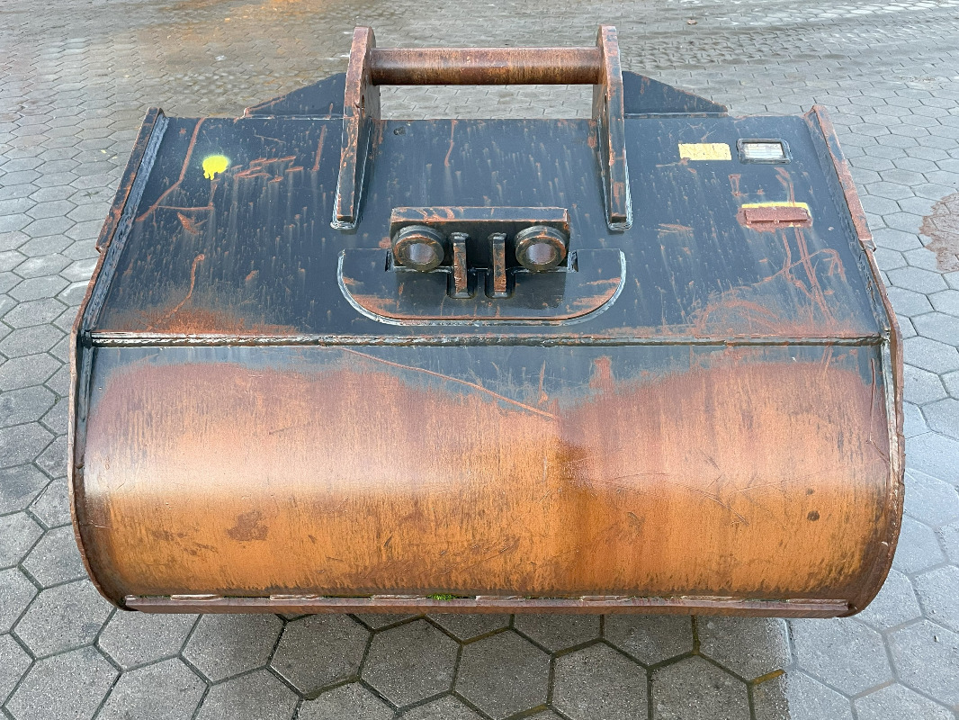 TIEFLÖFFEL 1500 MM BREIT - Padargas: foto 2 TIEFLÖFFEL 1500 MM BREIT - Padargas: foto 2