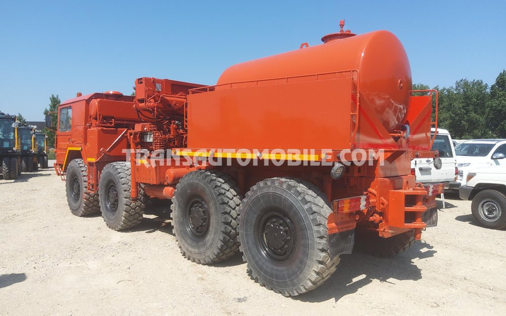 Man KAT 1 8x8 12.7L TURBO DIESEL GRUE 7 tonnes ATLAS KM4300 M5 + CITERNE CARBURANT mobile 3.500 litres - EXPORT OUT EU - Autocisterna, Sunkvežimis su kranu: foto 2 Man KAT 1 8x8 12.7L TURBO DIESEL GRUE 7 tonnes ATLAS KM4300 M5 + CITERNE CARBURANT mobile 3.500 litres - EXPORT OUT EU - Autocisterna, Sunkvežimis su kranu: foto 2