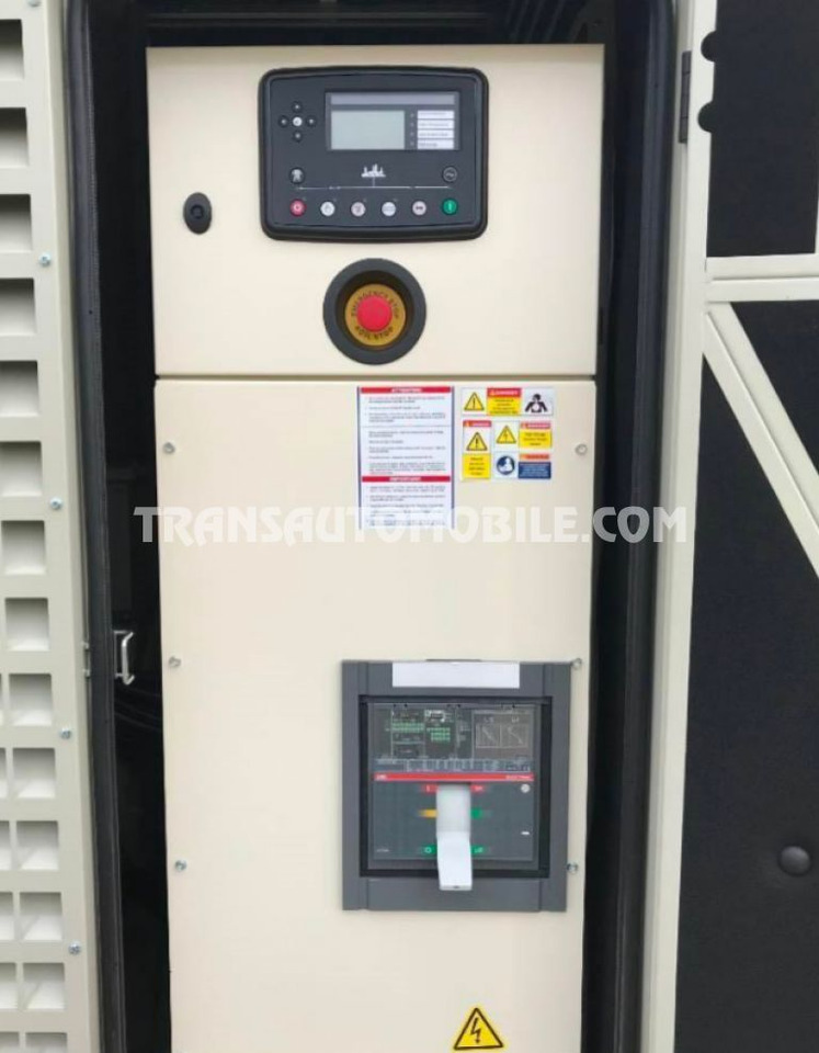 Perkins 700 kVA 97.0L DIESEL - EXPORT OUT EU - Elektrinis generatorius: foto 4 Perkins 700 kVA 97.0L DIESEL - EXPORT OUT EU - Elektrinis generatorius: foto 4