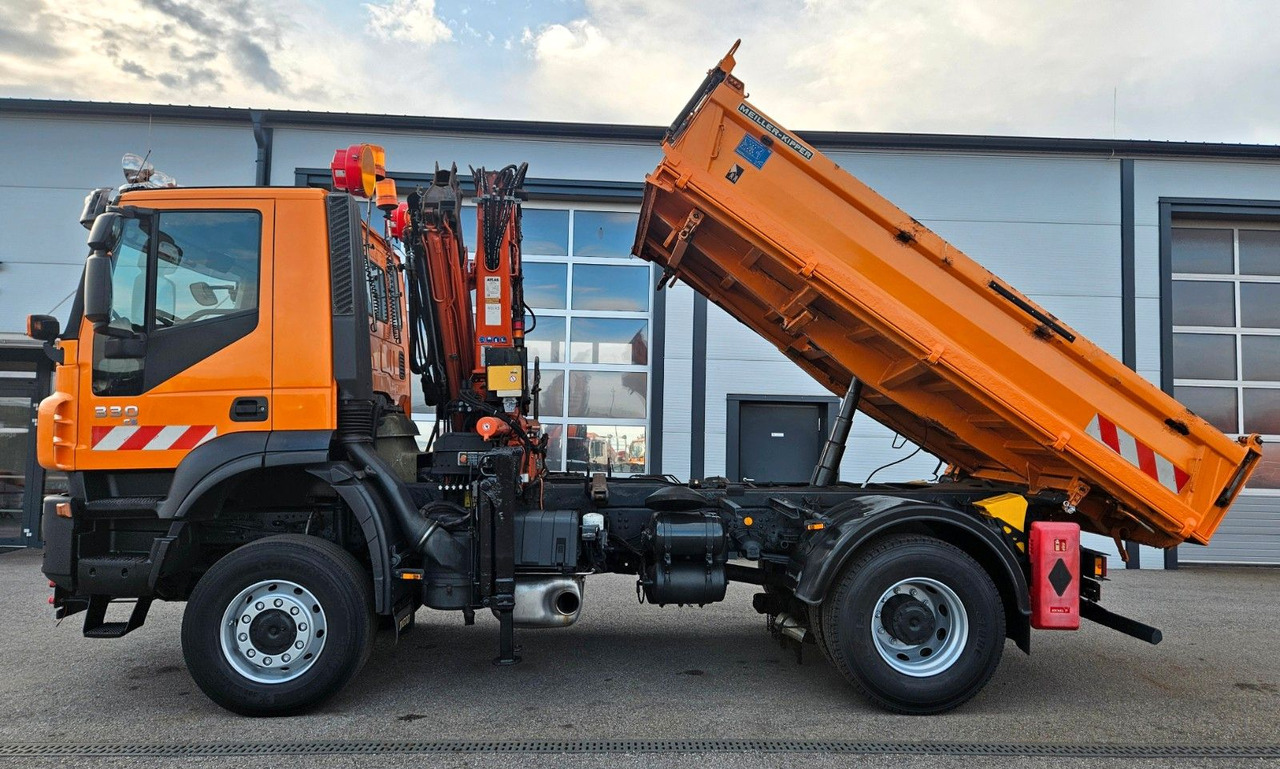 Iveco Trakker 190T33 4x4 Euro5 Kran Atlas Funk - Savivartis sunkvežimis, Sunkvežimis su kranu: foto 2 Iveco Trakker 190T33 4x4 Euro5 Kran Atlas Funk - Savivartis sunkvežimis, Sunkvežimis su kranu: foto 2