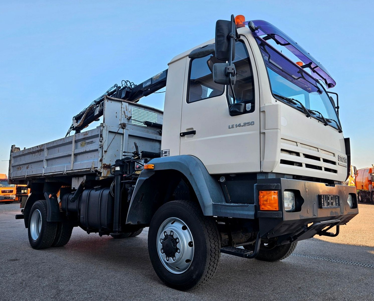 MAN LE 14.250 4x4 HIAB 077BS-2 Kran Greifer - Savivartis sunkvežimis, Sunkvežimis su kranu: foto 1 MAN LE 14.250 4x4 HIAB 077BS-2 Kran Greifer - Savivartis sunkvežimis, Sunkvežimis su kranu: foto 1