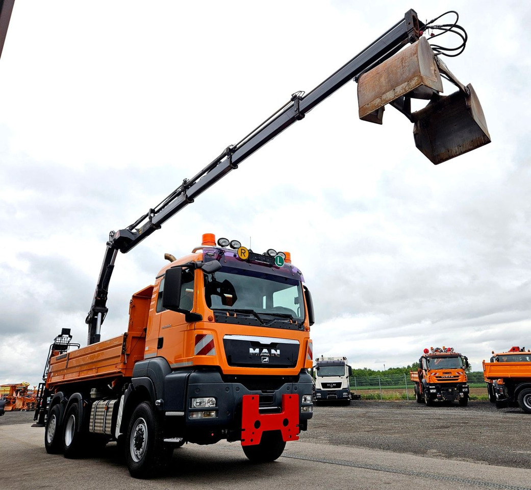 MAN TGS 28.360 6x4-4 HIAB 144E-4 Kran Euro5 - Savivartis sunkvežimis, Sunkvežimis su kranu: foto 5 MAN TGS 28.360 6x4-4 HIAB 144E-4 Kran Euro5 - Savivartis sunkvežimis, Sunkvežimis su kranu: foto 5