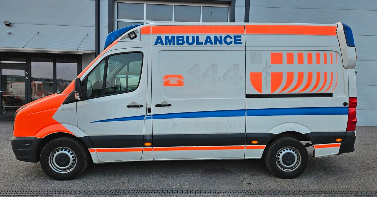Volkswagen CRAFTER TDI Ambulance RTW L2H2 DLOUHY - Greitosios pagalbos automobilis: foto 2 Volkswagen CRAFTER TDI Ambulance RTW L2H2 DLOUHY - Greitosios pagalbos automobilis: foto 2