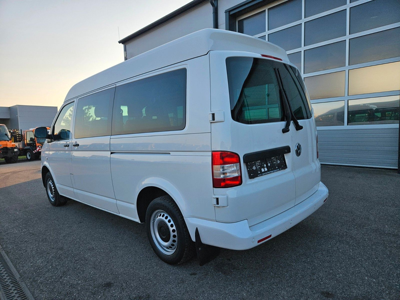 Volkswagen T5 Kombi - Keleivinis furgonas: foto 3 Volkswagen T5 Kombi - Keleivinis furgonas: foto 3