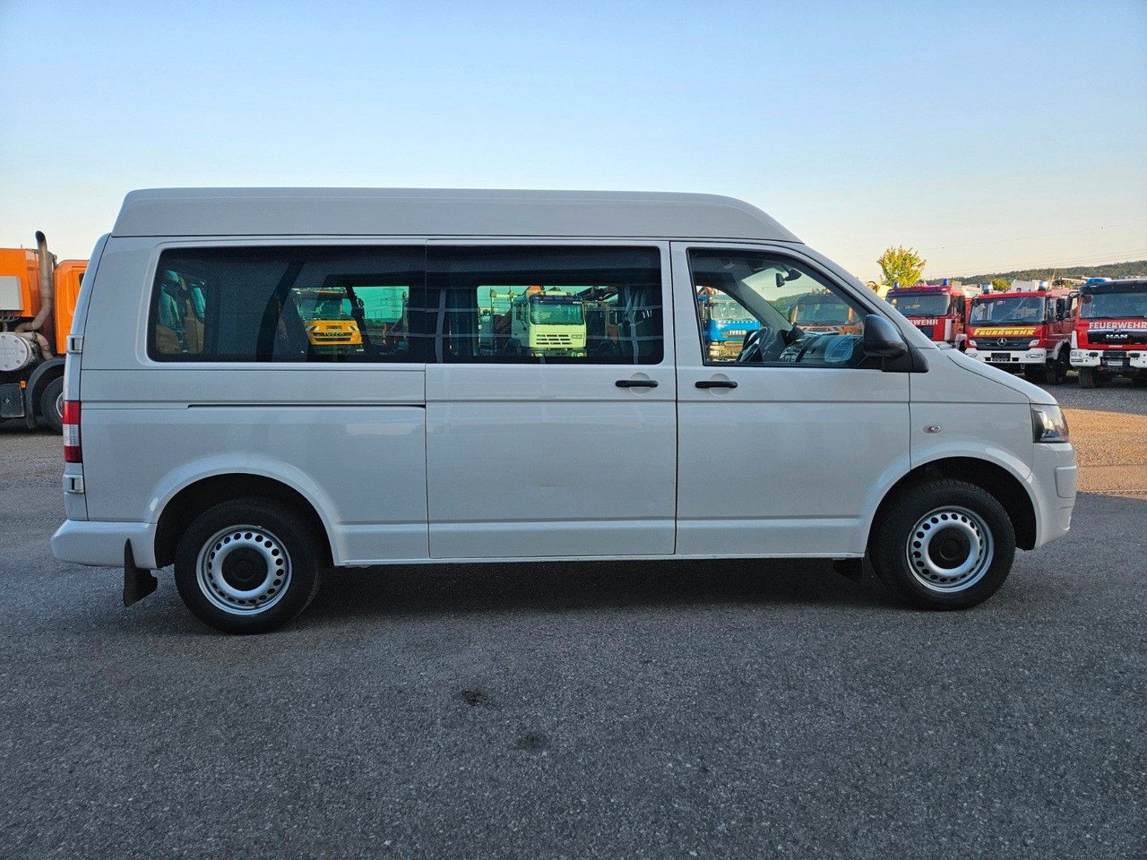 Volkswagen T5 Kombi - Keleivinis furgonas: foto 5 Volkswagen T5 Kombi - Keleivinis furgonas: foto 5