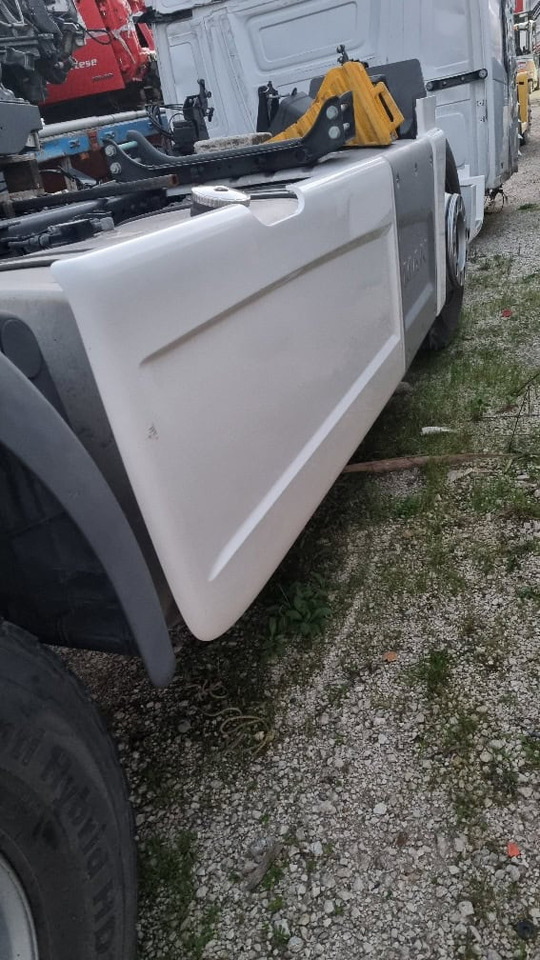 MAN TGX E6 pezzi di ricambio - Atsarginės dalys - Sunkvežimis: foto 2 MAN TGX E6 pezzi di ricambio - Atsarginės dalys - Sunkvežimis: foto 2