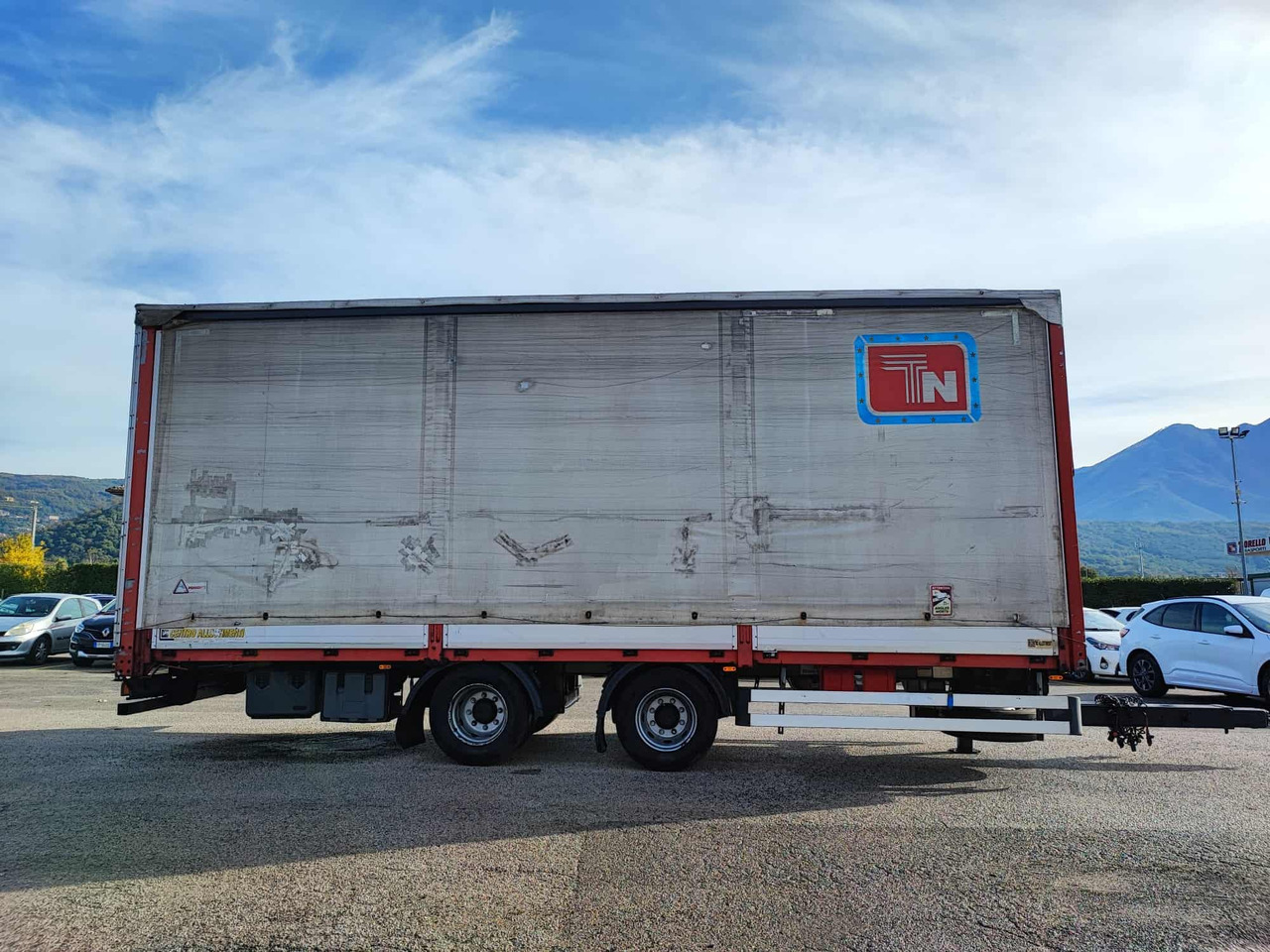 Ricambi Iveco 190.48 - Vilkikas: foto 3 Ricambi Iveco 190.48 - Vilkikas: foto 3