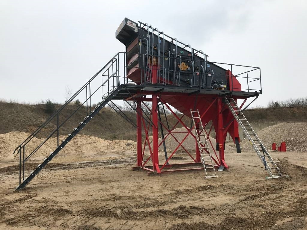 Nowy Przesiewacz Stacjonarny 5m x 1.6m / 3 pokłady - Sijotuvas: foto 1 Nowy Przesiewacz Stacjonarny 5m x 1.6m / 3 pokłady - Sijotuvas: foto 1