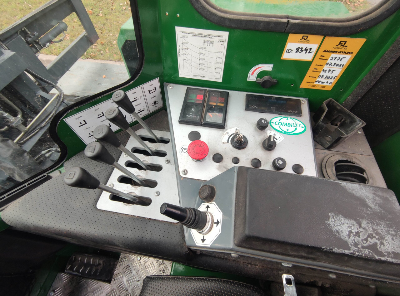 Combilift C4500 - Dyzelinis krautuvas: foto 5 Combilift C4500 - Dyzelinis krautuvas: foto 5