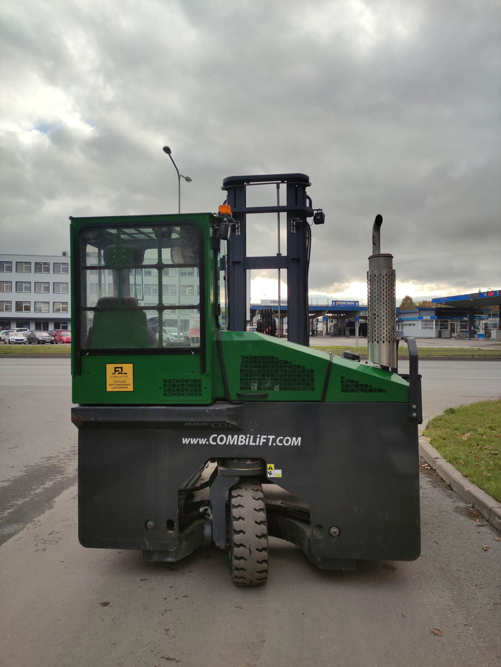 Combilift C4500 - Dyzelinis krautuvas: foto 3 Combilift C4500 - Dyzelinis krautuvas: foto 3