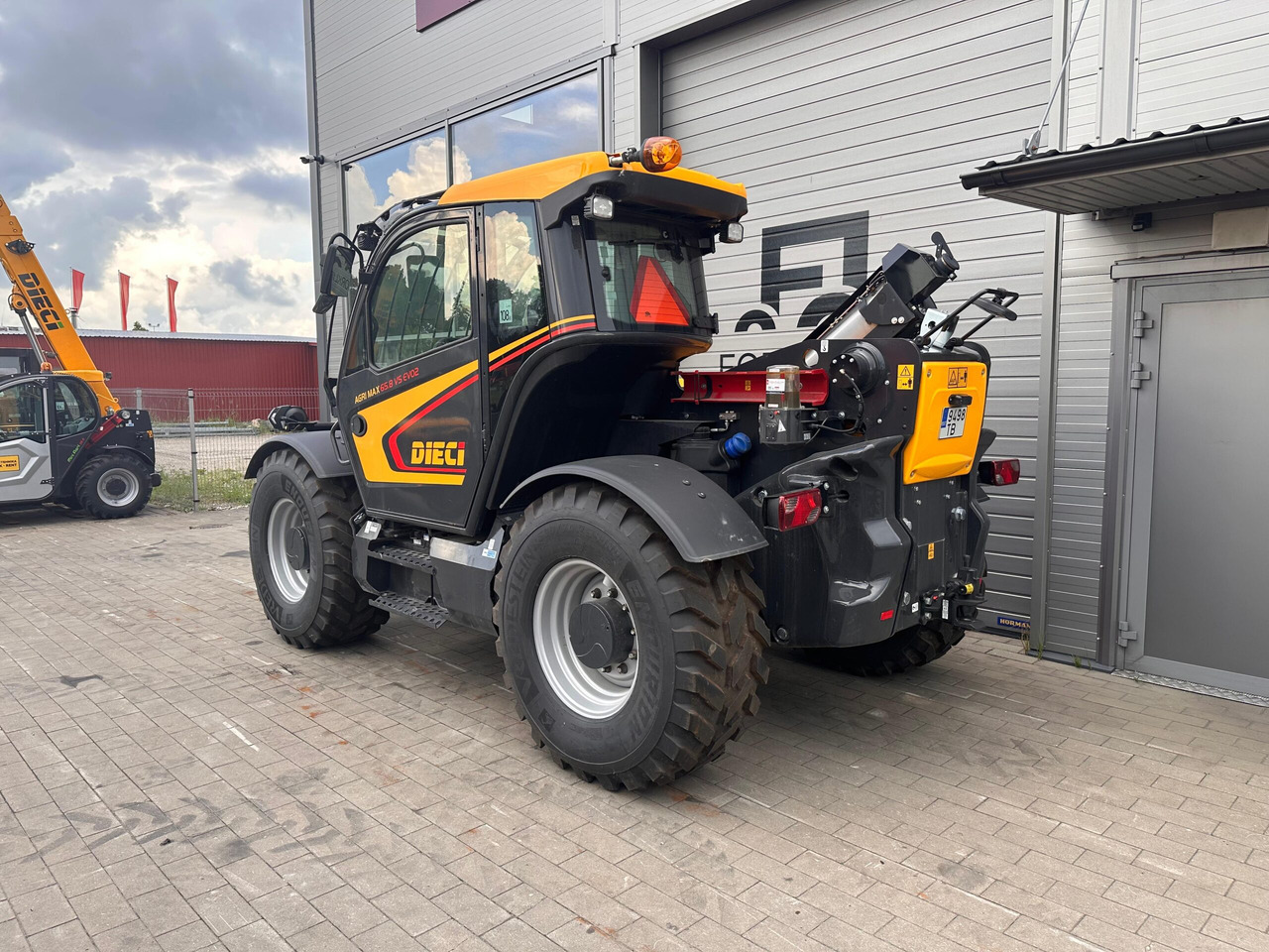 Dieci Agri Max 65.8 VS EVO2 - Teleskopinis krautuvas: foto 3 Dieci Agri Max 65.8 VS EVO2 - Teleskopinis krautuvas: foto 3