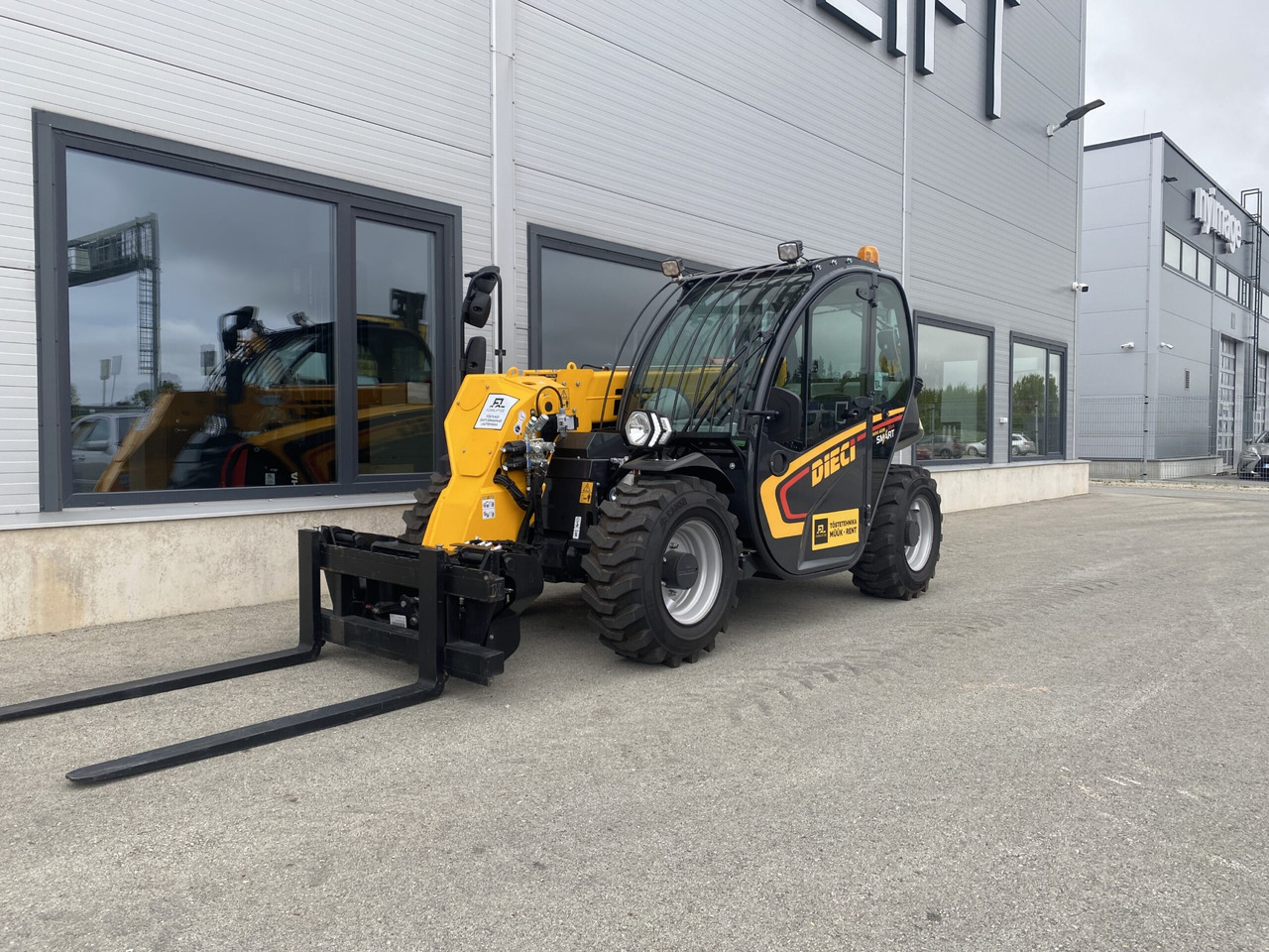Dieci Mini Agri 20.4 SMART 37 kW - Teleskopinis krautuvas: foto 1 Dieci Mini Agri 20.4 SMART 37 kW - Teleskopinis krautuvas: foto 1