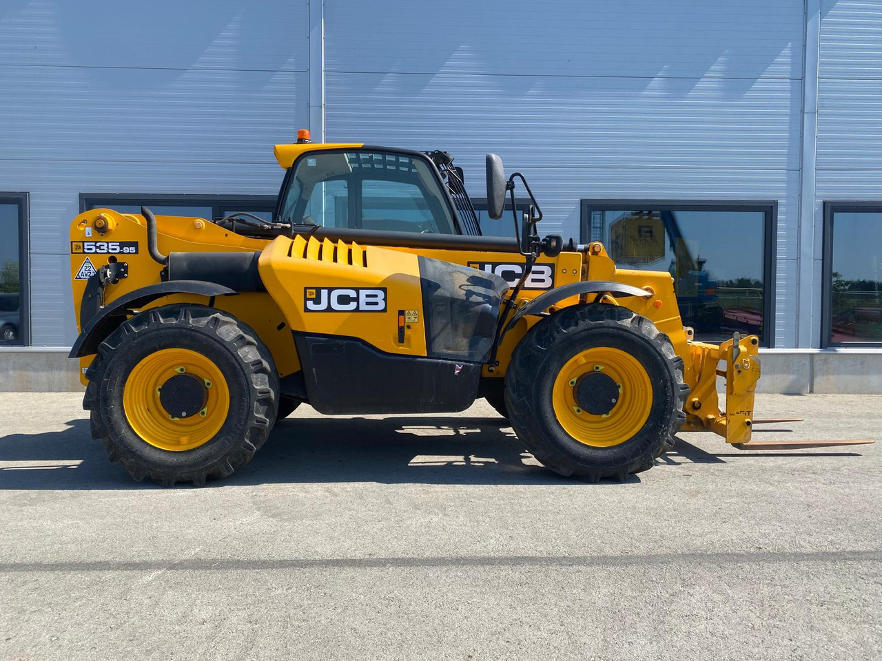 JCB 535-95 - Teleskopinis krautuvas: foto 2 JCB 535-95 - Teleskopinis krautuvas: foto 2