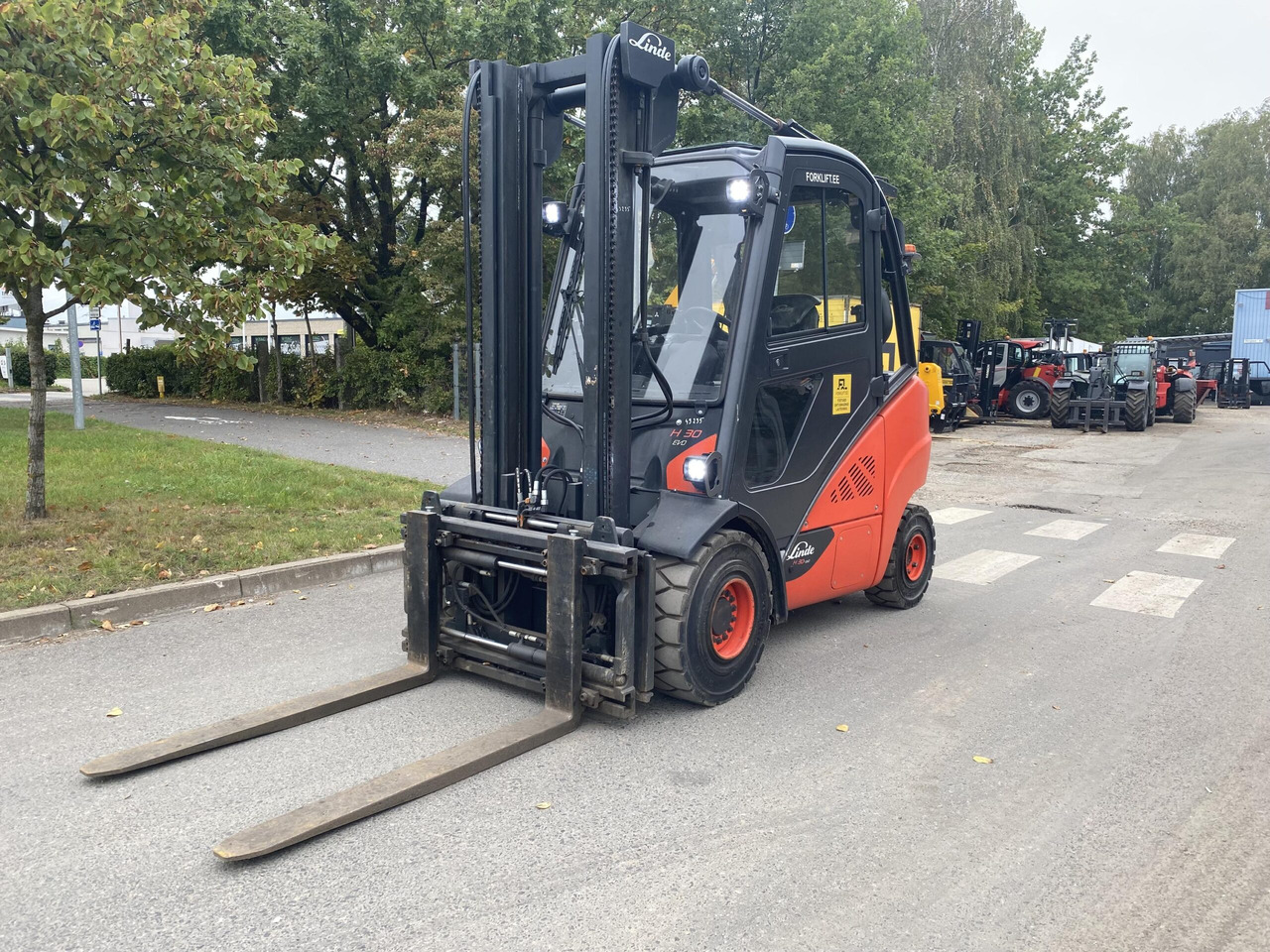 Linde H30D - Dyzelinis krautuvas: foto 1 Linde H30D - Dyzelinis krautuvas: foto 1