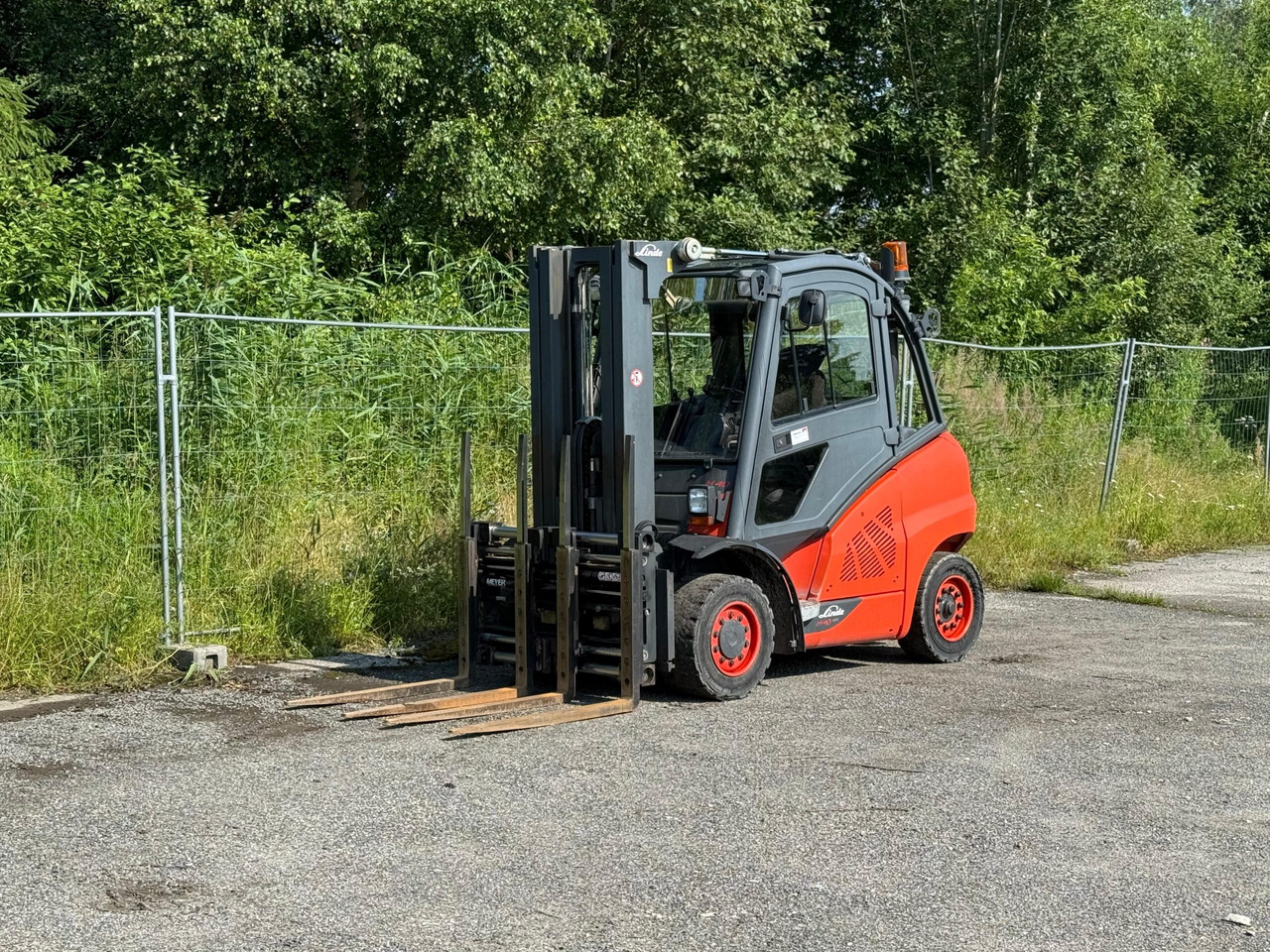 Linde H40D-02 - Dyzelinis krautuvas: foto 1 Linde H40D-02 - Dyzelinis krautuvas: foto 1
