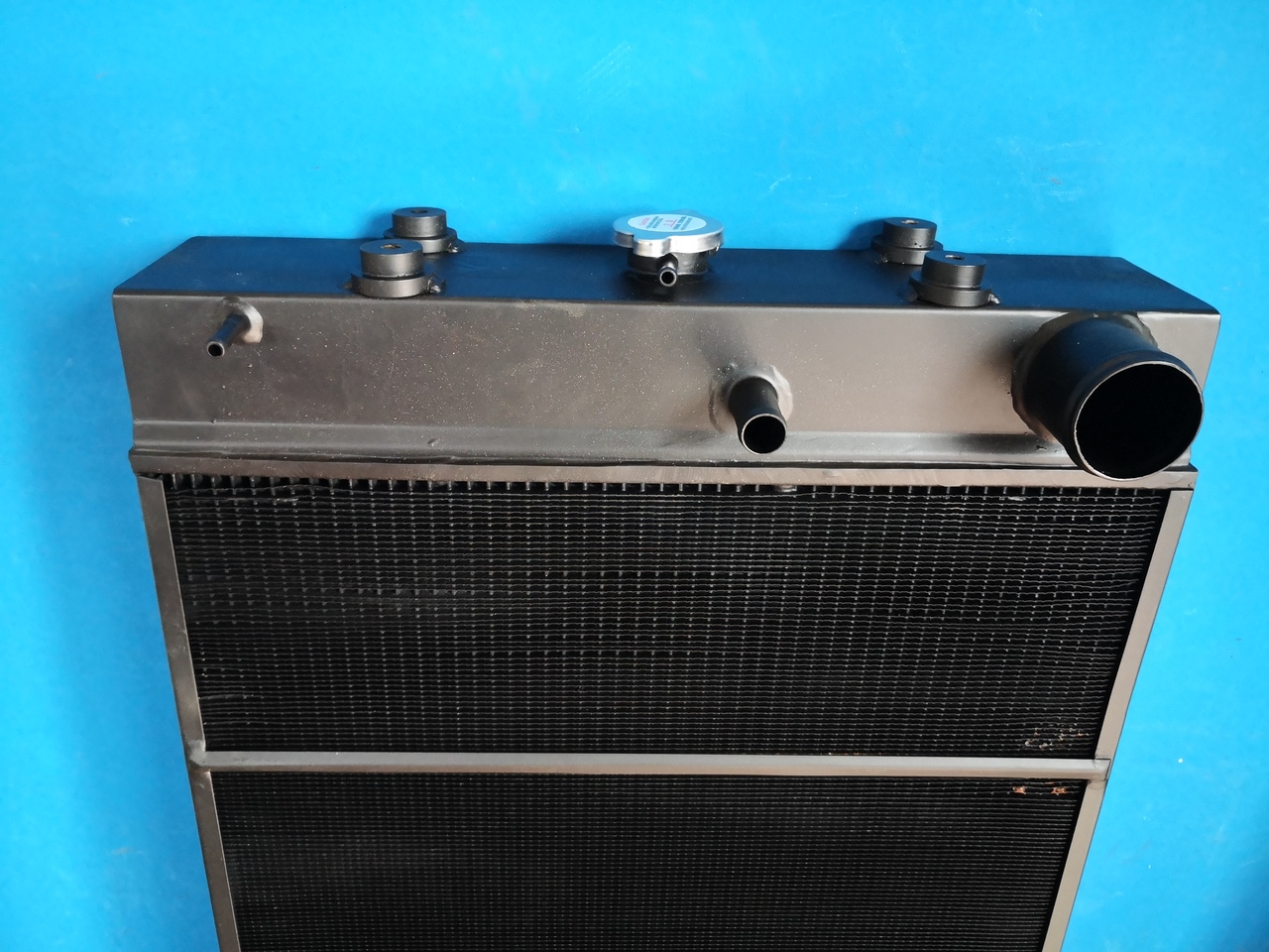 KOMATSU D65EX-15EO D65EX-15E0 D65PX-15E0 D65WX-15E0 - Radiatorius - Ekskavatorius: foto 3 KOMATSU D65EX-15EO D65EX-15E0 D65PX-15E0 D65WX-15E0 - Radiatorius - Ekskavatorius: foto 3