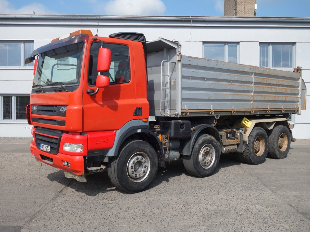 DAF CF85.410 8x4 mit Meiller - Savivartis sunkvežimis: foto 2 DAF CF85.410 8x4 mit Meiller - Savivartis sunkvežimis: foto 2