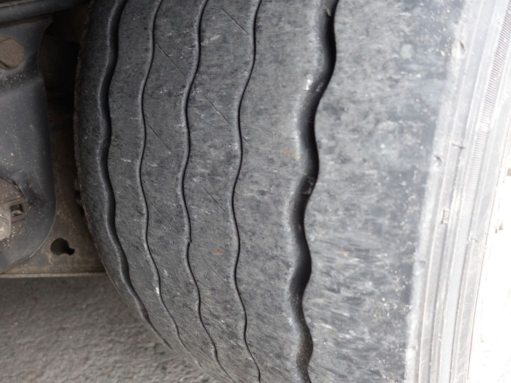 Tentinė puspriekabė Kögel SN24 MEGA, Liftachse, SAF Achsen: foto 11