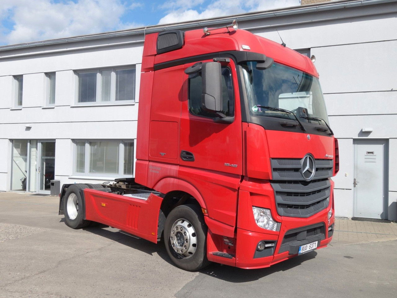 Mercedes-Benz Actros 1846 LS Standard Big Space - Vilkikas: foto 3 Mercedes-Benz Actros 1846 LS Standard Big Space - Vilkikas: foto 3
