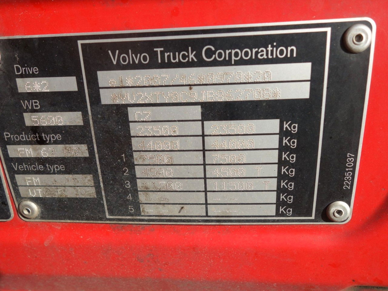 Autovežis sunkvežimis Volvo FM 460 6x2 Fahrgestell für Autotransporter: foto 21 Autovežis sunkvežimis Volvo FM 460 6x2 Fahrgestell für Autotransporter: foto 21