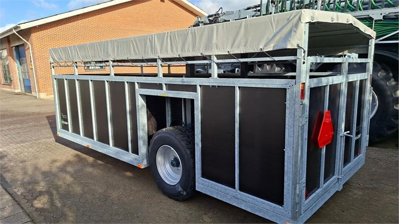 CN Agro Model D - Gyvulių pervežimo priekaba, Traktorinė priekaba: foto 2 CN Agro Model D - Gyvulių pervežimo priekaba, Traktorinė priekaba: foto 2