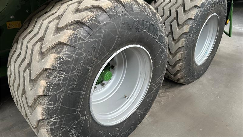 Krone Big Pack 1290 HDP II XC - Stačiakampių ryšulių presas: foto 5 Krone Big Pack 1290 HDP II XC - Stačiakampių ryšulių presas: foto 5