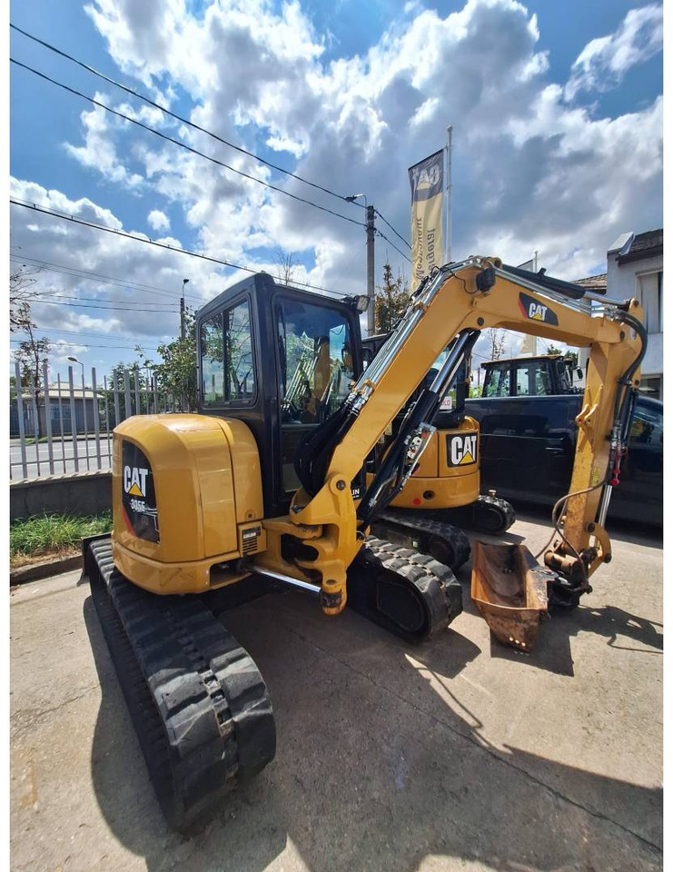 CAT 305E2CR - Vikšrinis ekskavatorius: foto 2 CAT 305E2CR - Vikšrinis ekskavatorius: foto 2