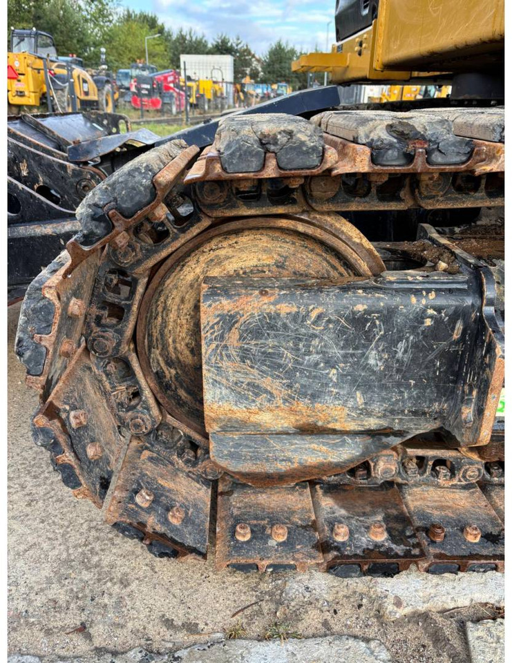 Vikšrinis ekskavatorius CAT 307.5: foto 12