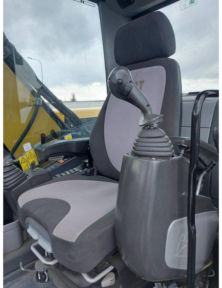 CAT M313D - Ratinis ekskavatorius: foto 5 CAT M313D - Ratinis ekskavatorius: foto 5