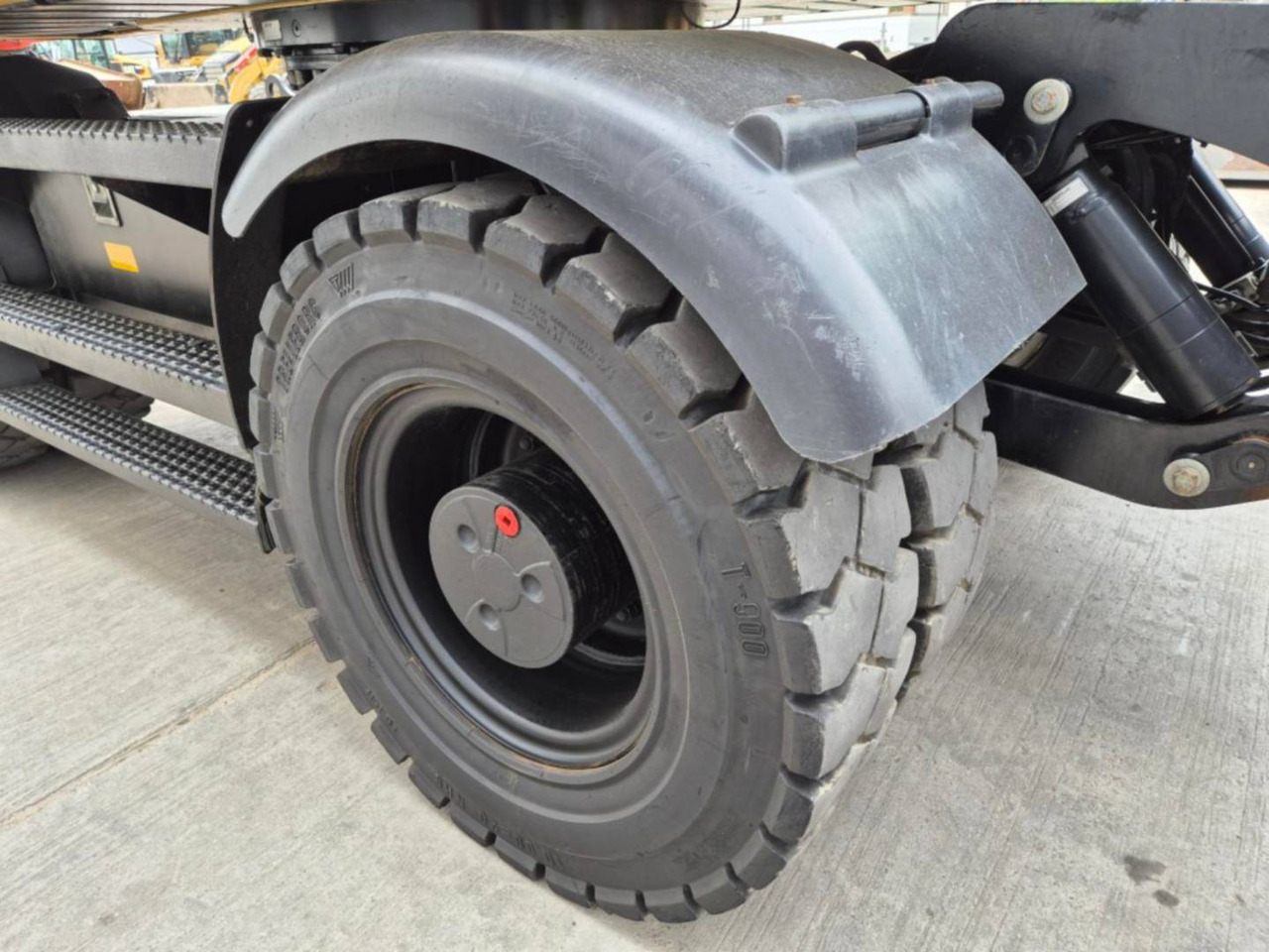 Ratinis ekskavatorius CAT M315F: foto 13