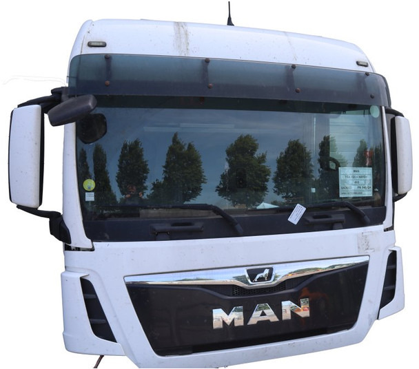 MAN F99L47 TGX EURO6 81.60000-7919 - Kabina ir interjeras - Sunkvežimis: foto 1 MAN F99L47 TGX EURO6 81.60000-7919 - Kabina ir interjeras - Sunkvežimis: foto 1