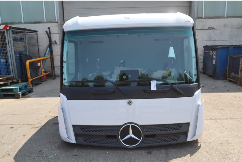 Mercedes-Benz AROCS M-CAB CLASSICSPACE 2.3M - Kabina ir interjeras - Sunkvežimis: foto 1 Mercedes-Benz AROCS M-CAB CLASSICSPACE 2.3M - Kabina ir interjeras - Sunkvežimis: foto 1