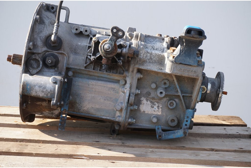 Mercedes-Benz - Pavarų dėžė - Sunkvežimis: foto 1 Mercedes-Benz - Pavarų dėžė - Sunkvežimis: foto 1