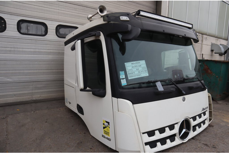 Mercedes-Benz L-STREAMSPACE 2.3MM 320 TUNNEL - Kabina ir interjeras - Sunkvežimis: foto 3 Mercedes-Benz L-STREAMSPACE 2.3MM 320 TUNNEL - Kabina ir interjeras - Sunkvežimis: foto 3