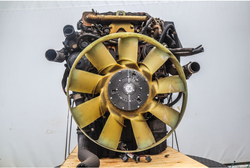 Mercedes-Benz OM934LA EURO6 210PS - Variklis - Sunkvežimis: foto 4 Mercedes-Benz OM934LA EURO6 210PS - Variklis - Sunkvežimis: foto 4