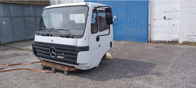 Mercedes-Benz SK KABINE KORT - Kabina ir interjeras - Sunkvežimis: foto 3 Mercedes-Benz SK KABINE KORT - Kabina ir interjeras - Sunkvežimis: foto 3