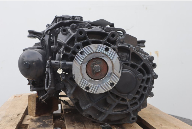 ZF 6AS800OD 81.32004-6338 - Pavarų dėžė - Sunkvežimis: foto 4 ZF 6AS800OD 81.32004-6338 - Pavarų dėžė - Sunkvežimis: foto 4