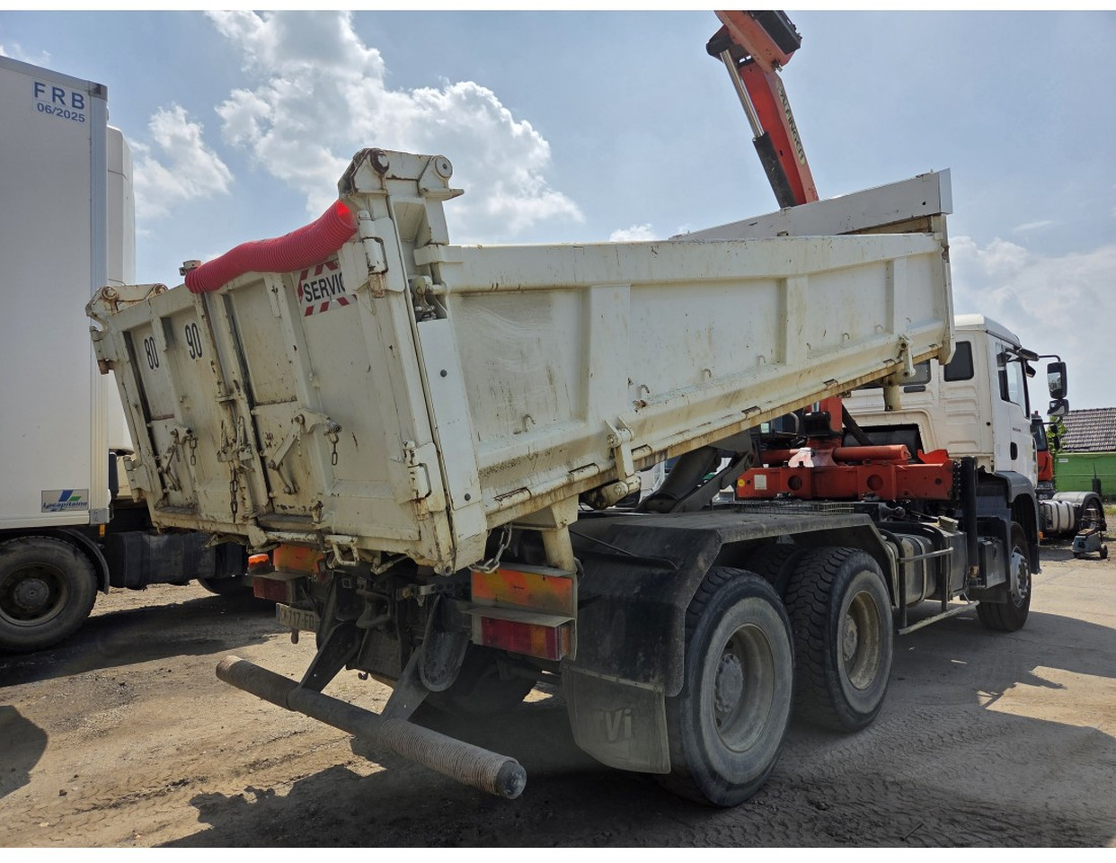 MAN TGA 26.350 6X4 BORDMATIC TIPPER CRANE PALFINGER PK15500 - Savivartis sunkvežimis, Sunkvežimis su kranu: foto 2 MAN TGA 26.350 6X4 BORDMATIC TIPPER CRANE PALFINGER PK15500 - Savivartis sunkvežimis, Sunkvežimis su kranu: foto 2