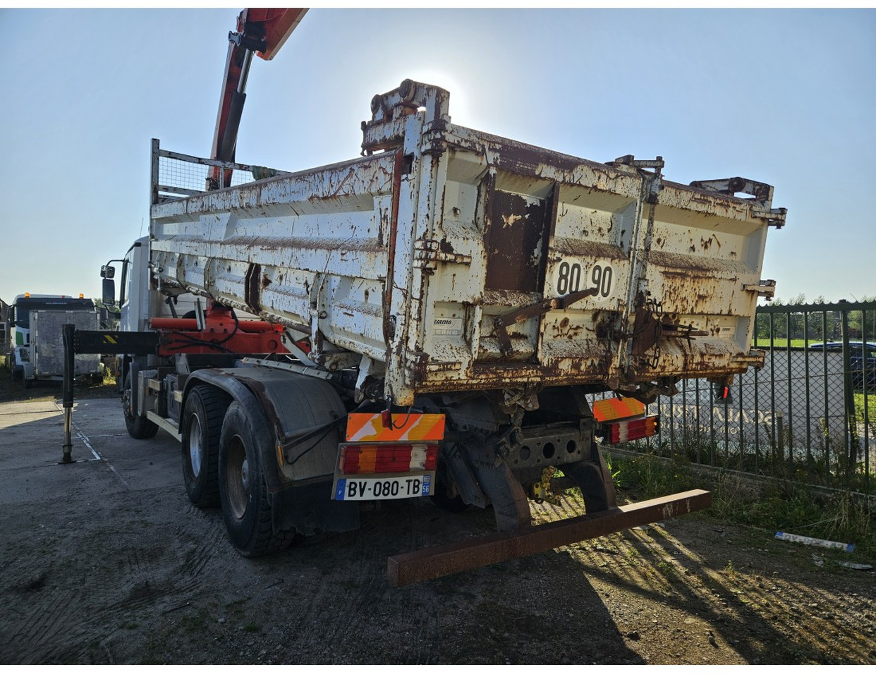 MERCEDES ACTROS 2636 6X4 TIPPER CRANE 15002 EPS - Savivartis sunkvežimis, Sunkvežimis su kranu: foto 2 MERCEDES ACTROS 2636 6X4 TIPPER CRANE 15002 EPS - Savivartis sunkvežimis, Sunkvežimis su kranu: foto 2