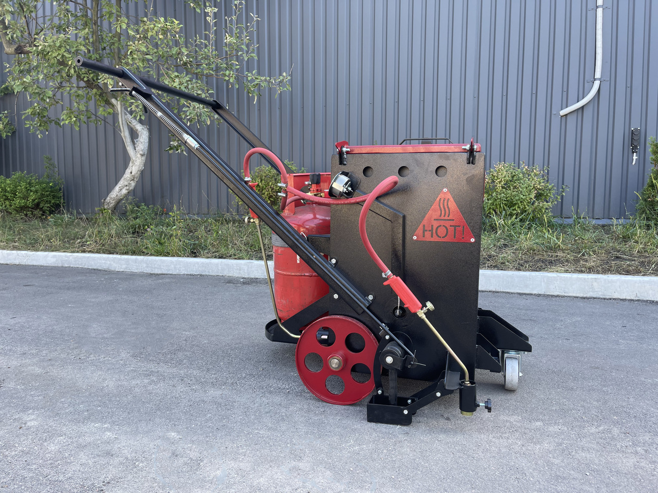 TICAB Mini Crack Sealing Machine , Hand Push Crack Fill Machine, Manufacturer - Gudronatorius: foto 1 TICAB Mini Crack Sealing Machine , Hand Push Crack Fill Machine, Manufacturer - Gudronatorius: foto 1