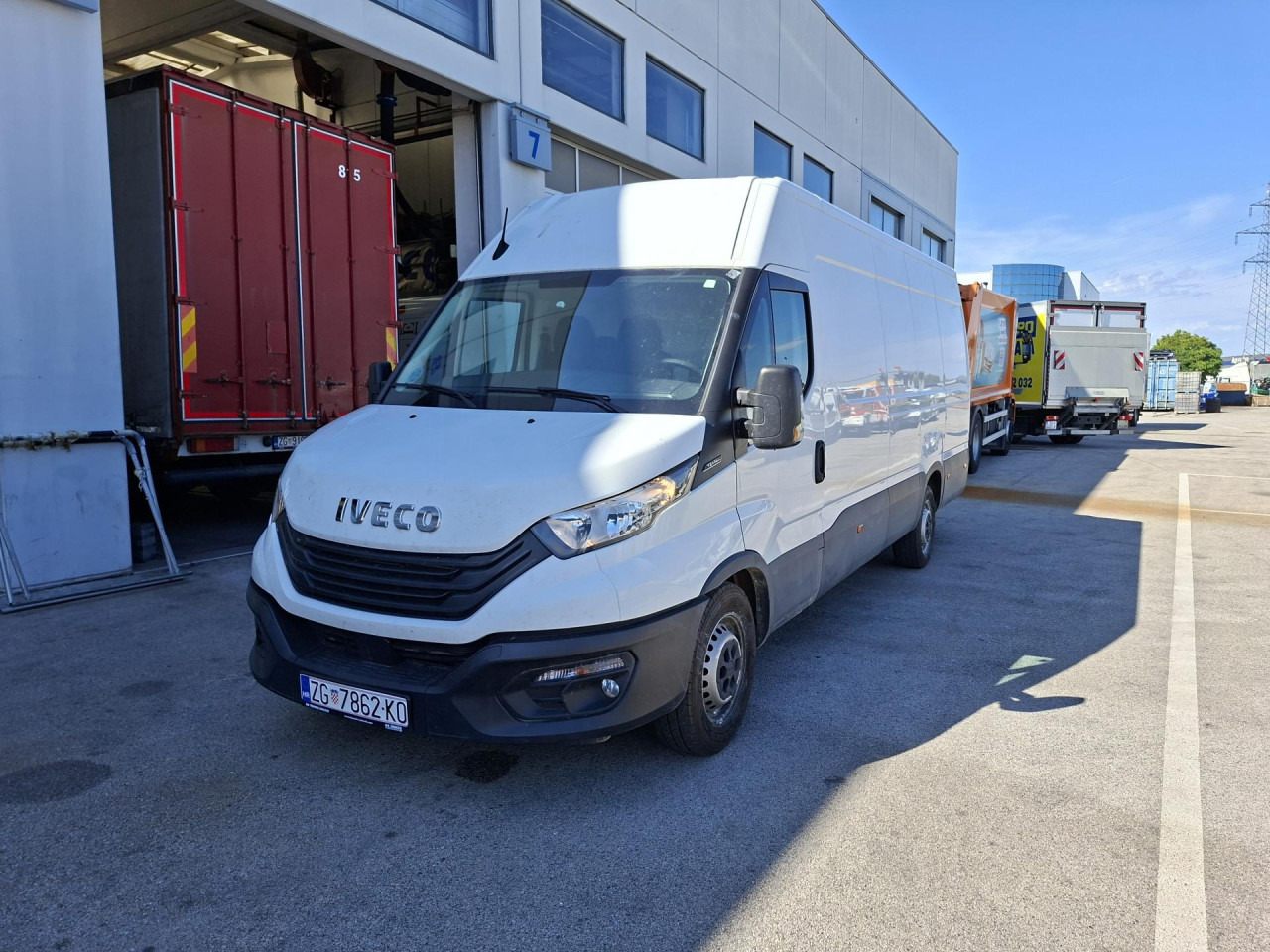 IVECO Daily 35S16V - Keleivinis furgonas: foto 2 IVECO Daily 35S16V - Keleivinis furgonas: foto 2