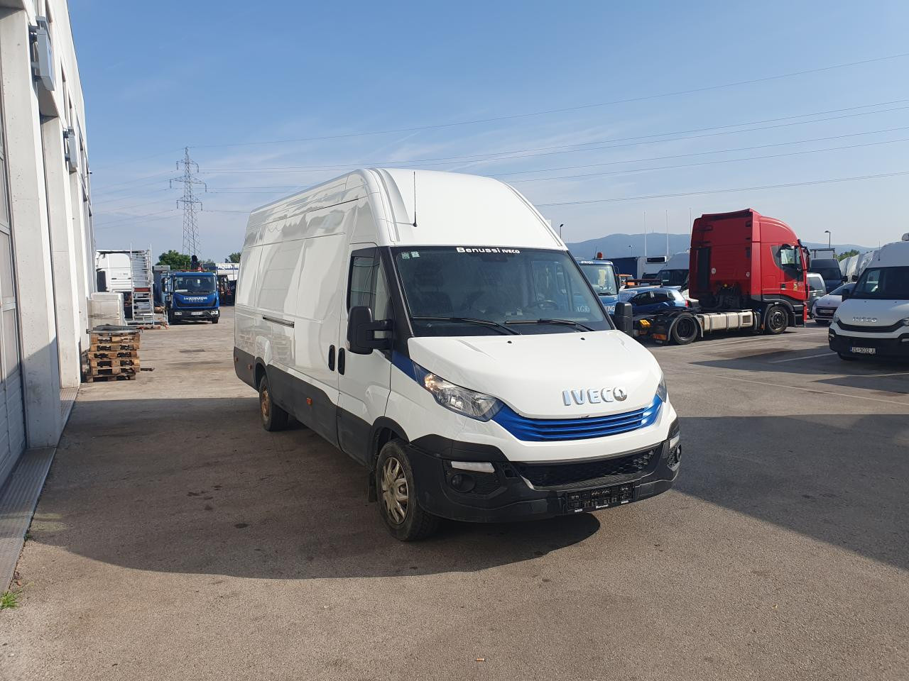 IVECO Daily 35S16V - Furgonas šaldytuvas: foto 2 IVECO Daily 35S16V - Furgonas šaldytuvas: foto 2