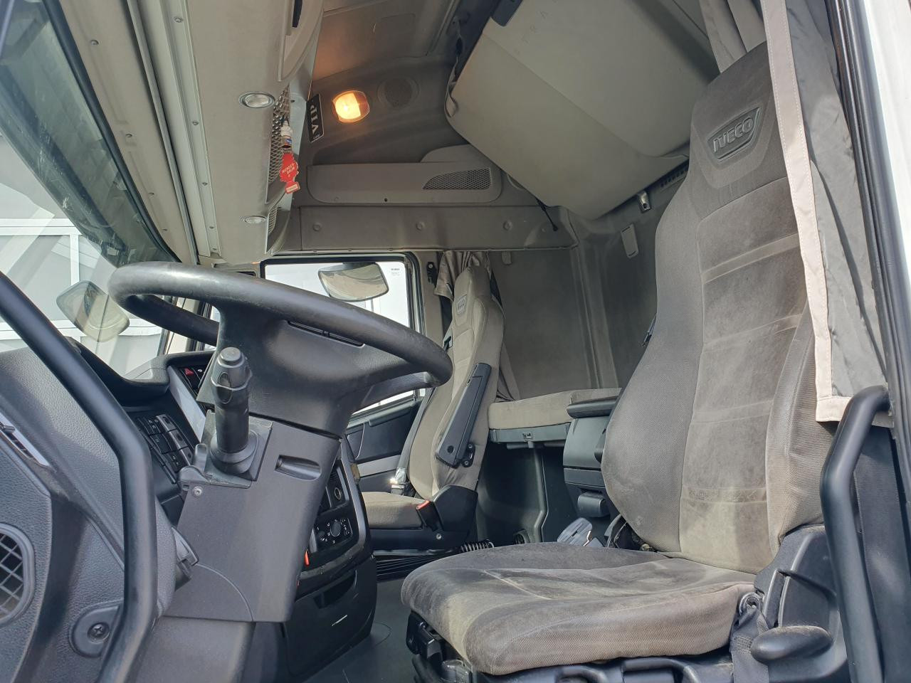 Vilkikas IVECO Stralis AS440S46T/P: foto 7