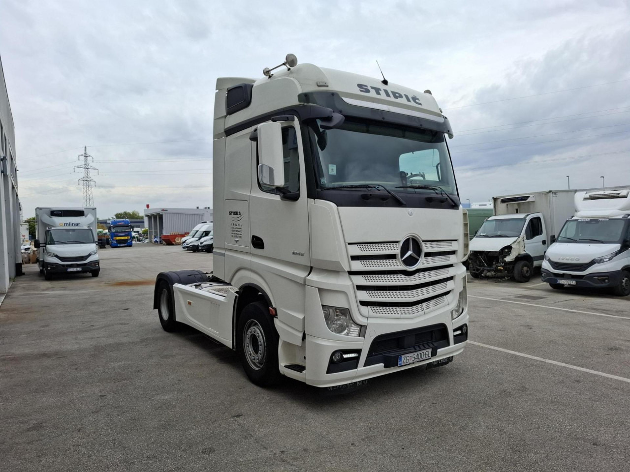 MERCEDES-BENZ Actros 1845 - Vilkikas: foto 2 MERCEDES-BENZ Actros 1845 - Vilkikas: foto 2