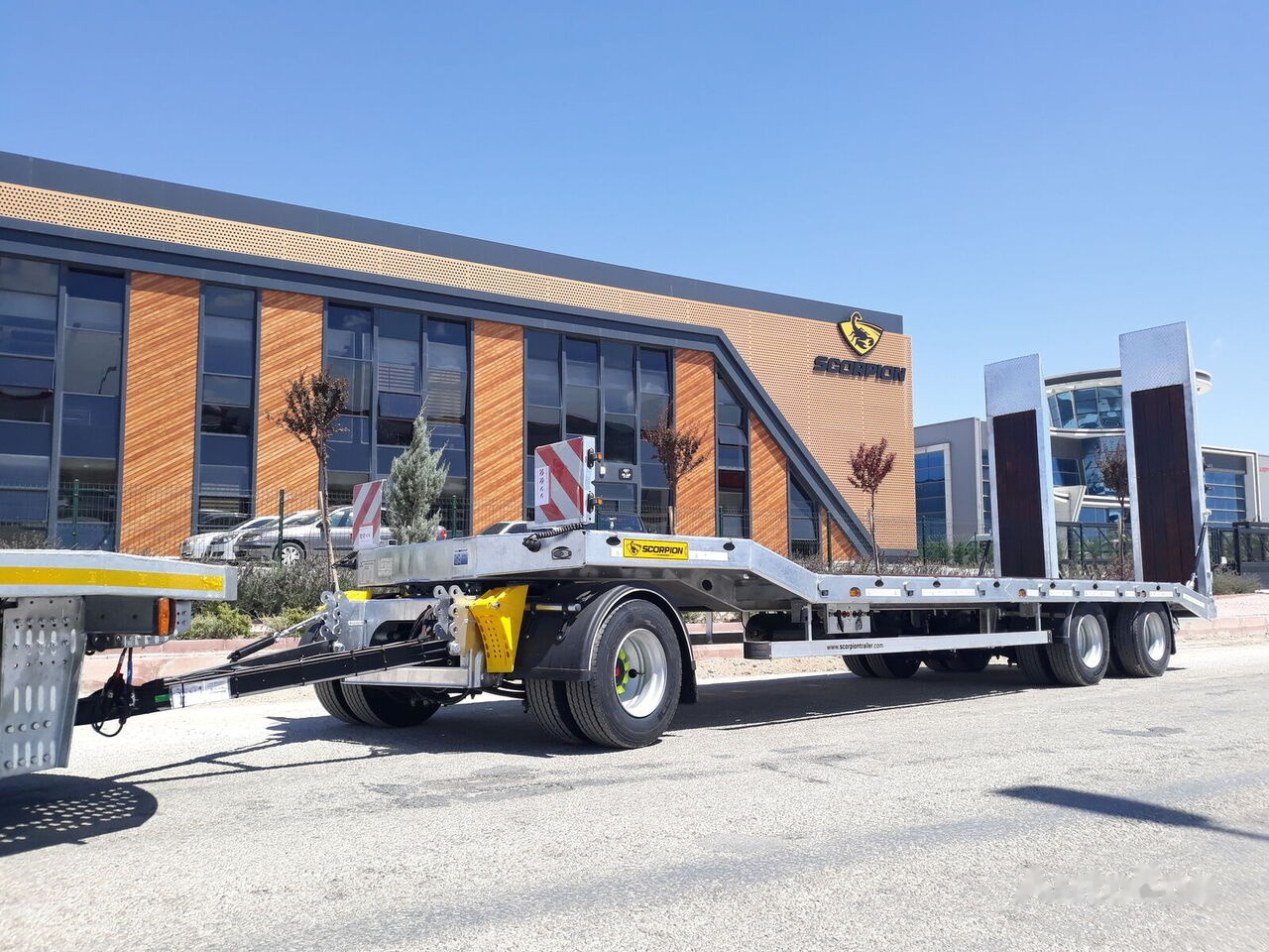 Scorpion Trailer 2024 SCORPION TRAILER NEW 3 AXLE (MANUFACTURER COMPANY) - Žemo profilio platforma puspriekabė: foto 4 Scorpion Trailer 2024 SCORPION TRAILER NEW 3 AXLE (MANUFACTURER COMPANY) - Žemo profilio platforma puspriekabė: foto 4