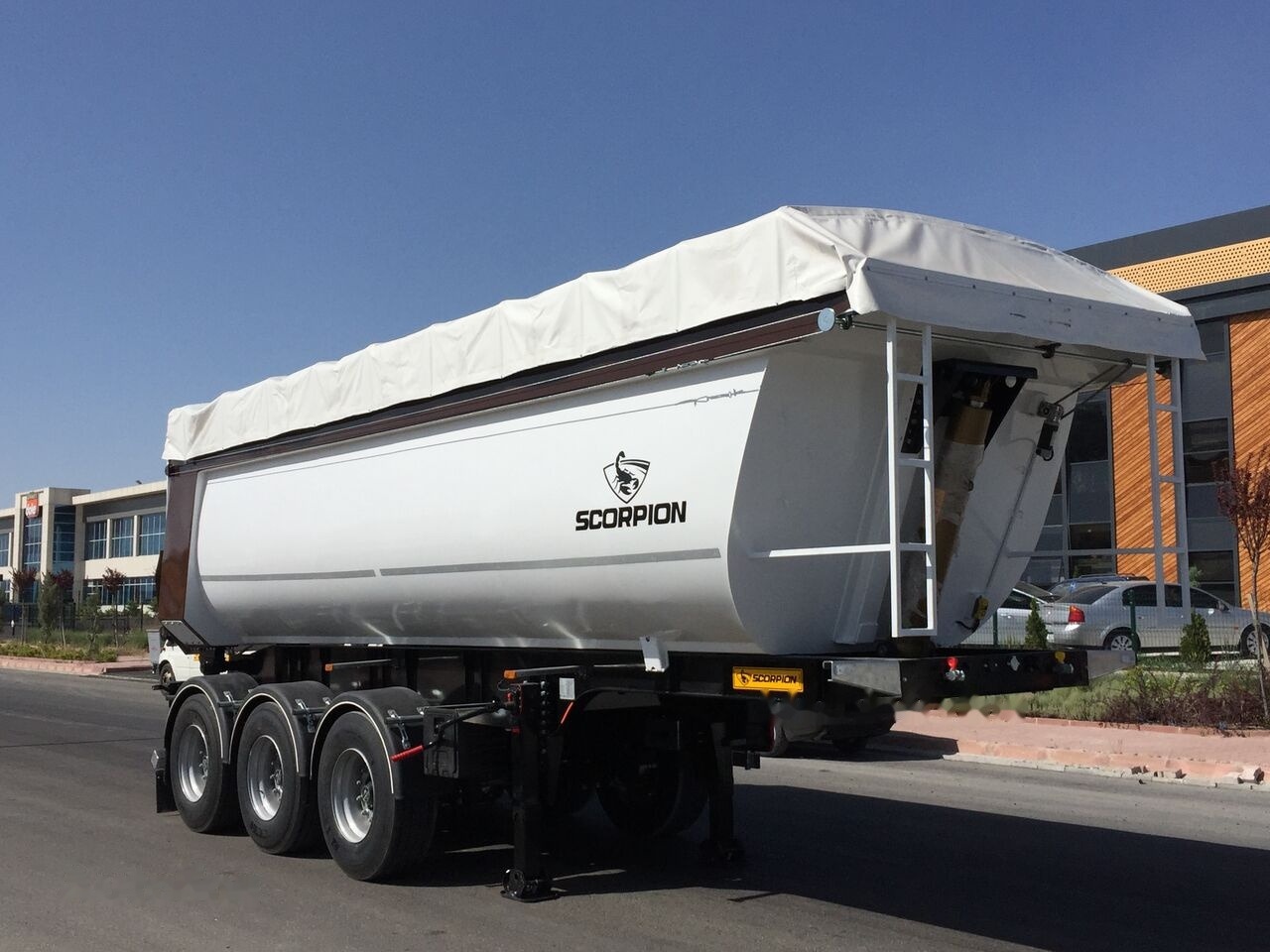 Scorpion Trailer SCORPION TRAILER NEW 3 AXLE TIPPER SEMI TRAILER (MANUFACTURER COMPANY) - Savivartis puspriekabė: foto 5 Scorpion Trailer SCORPION TRAILER NEW 3 AXLE TIPPER SEMI TRAILER (MANUFACTURER COMPANY) - Savivartis puspriekabė: foto 5