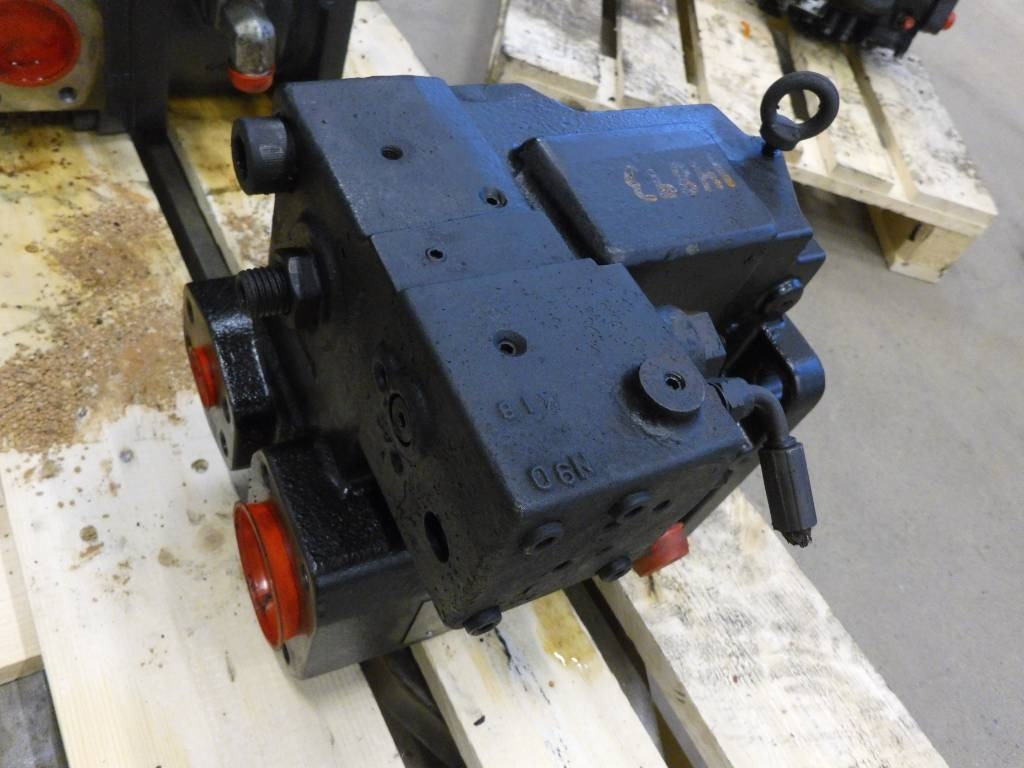 Volvo L180 HL Hydraulik pump, VOE15172808 - Hidraulika - Statybinė technika: foto 2 Volvo L180 HL Hydraulik pump, VOE15172808 - Hidraulika - Statybinė technika: foto 2