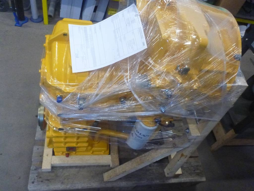 Volvo L70 Växellåda Renoverad, voe22718 - Pavarų dėžė - Statybinė technika: foto 1 Volvo L70 Växellåda Renoverad, voe22718 - Pavarų dėžė - Statybinė technika: foto 1